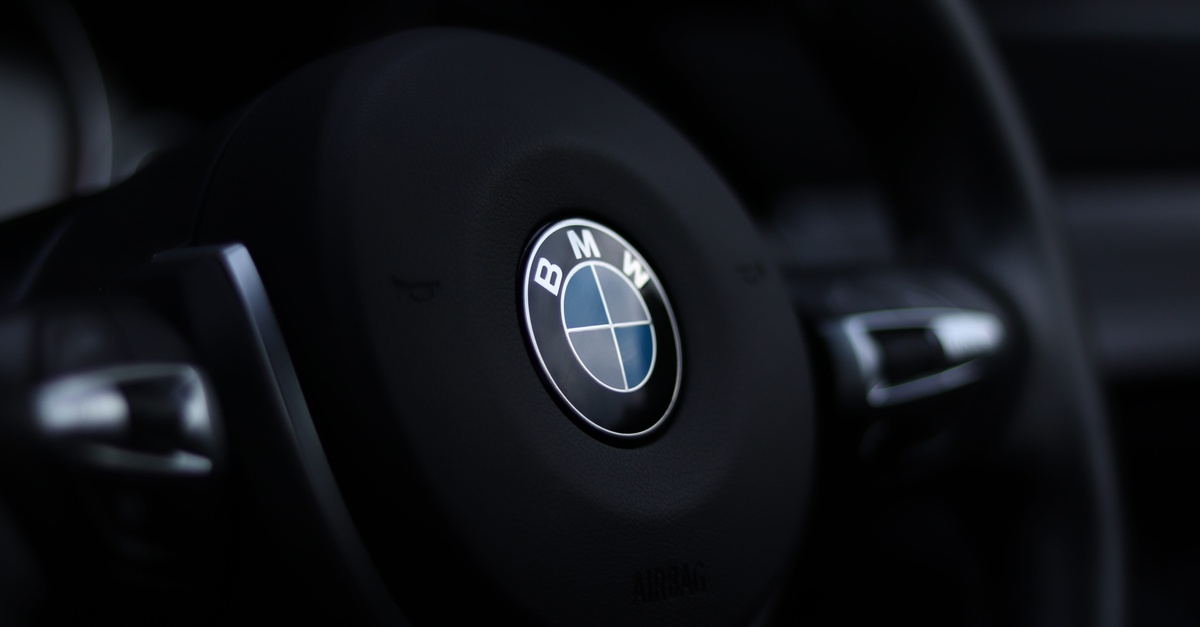 BMW car key fob — מנעולן בגבעתיים