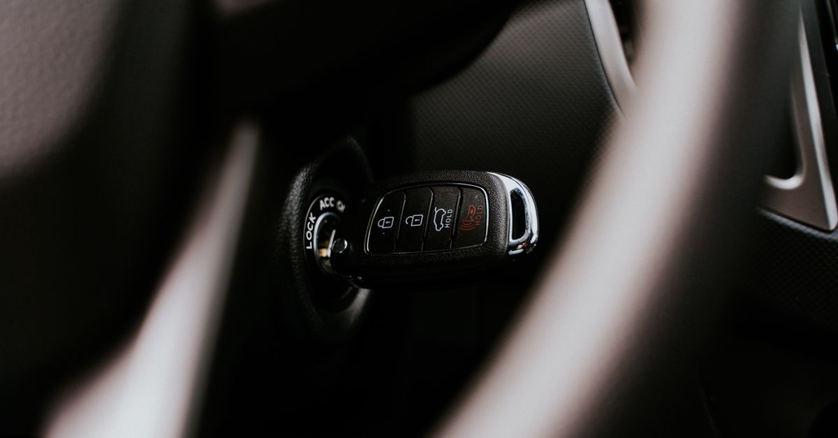 Hyundai car key fob — מנעולן בגבעתיים